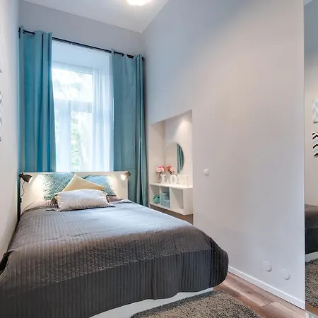 Apartment New In Heart Of